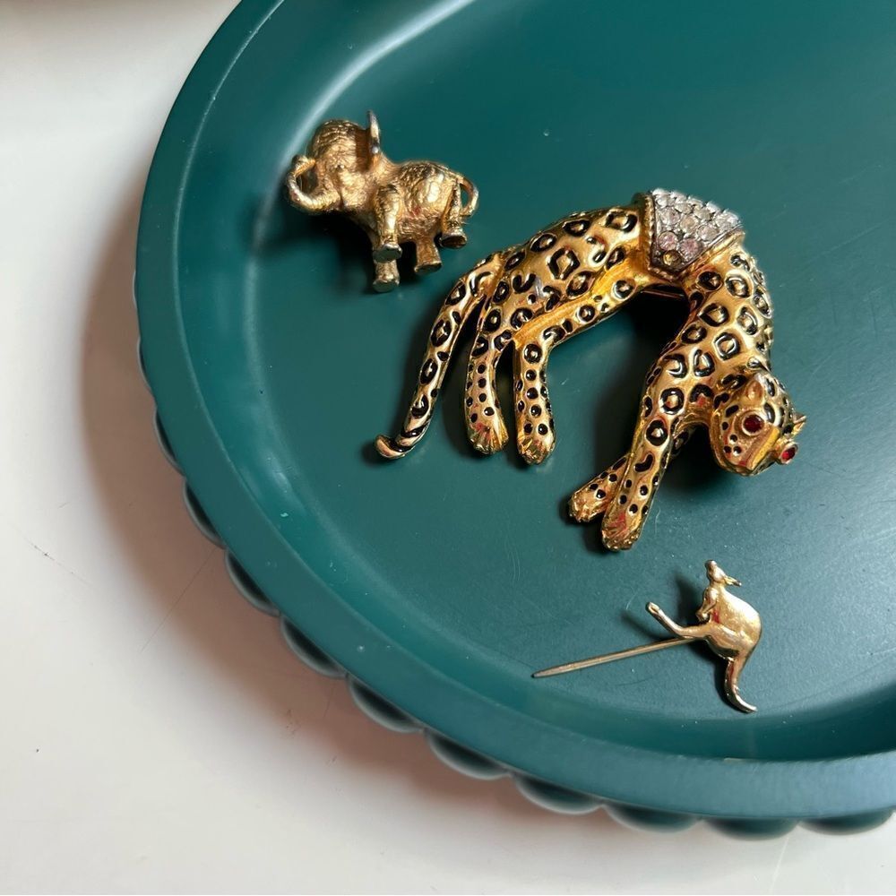 Quirky Vintage 3 Piece Gold Toned Jungle Safari Animal Brooch Pin Lot - Picture 3 of 8